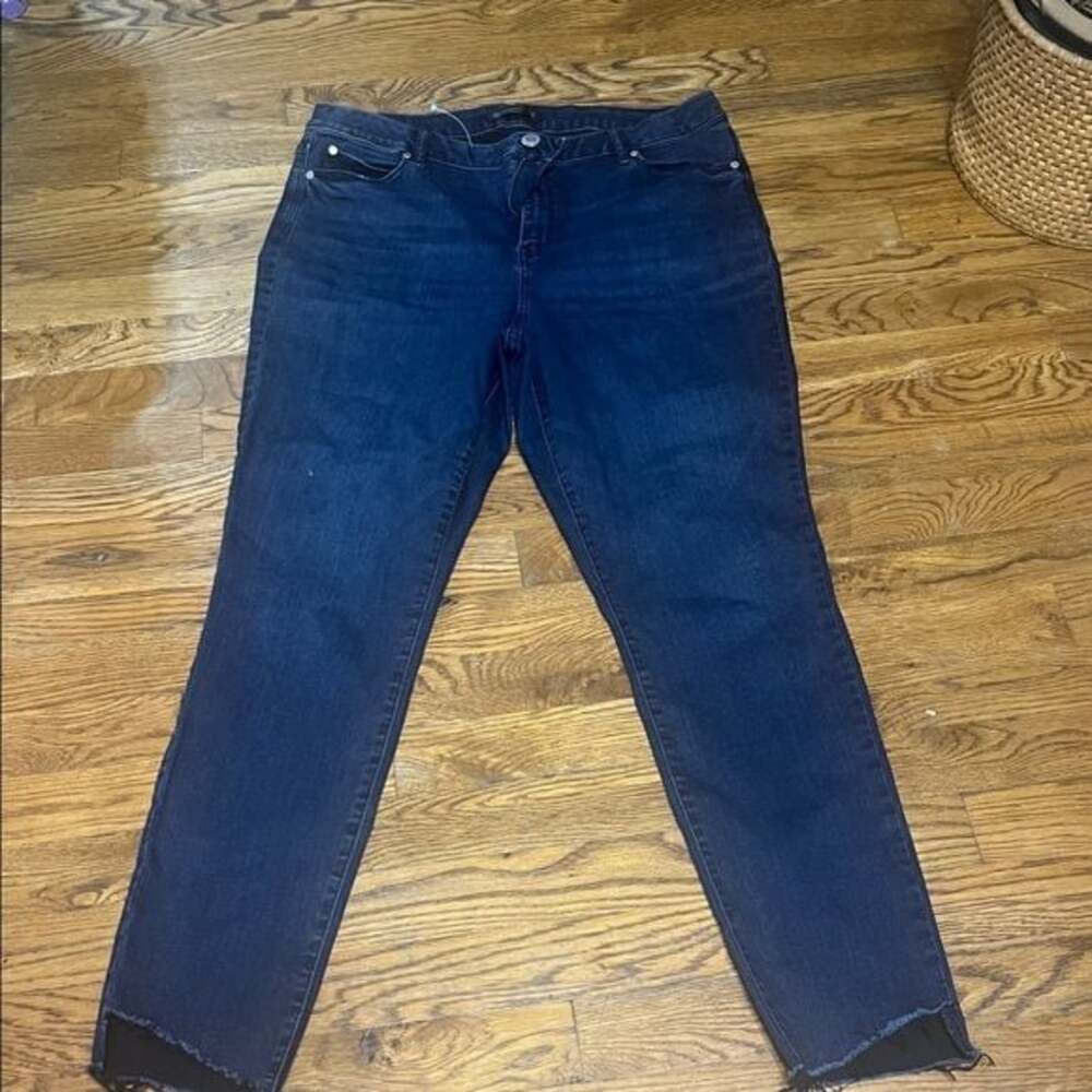 Simply Vera Mid Rise Skinny Stretch Jeans Sz 16
